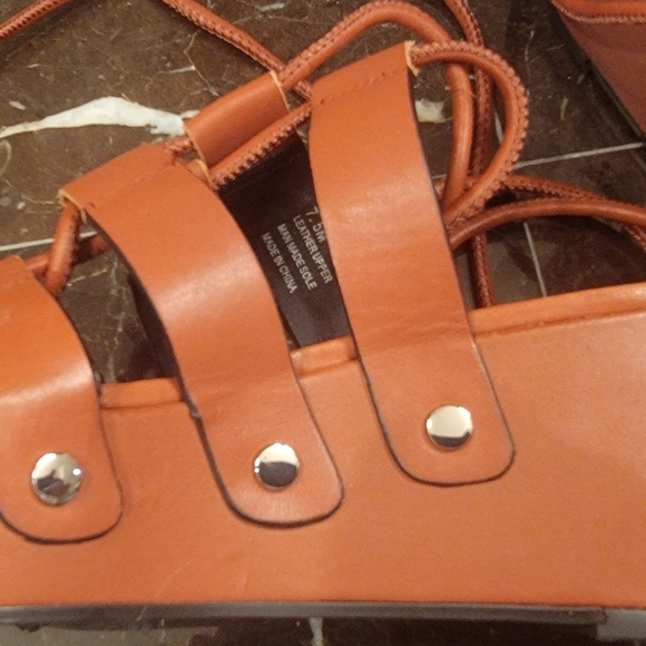 Rebecca Minkoff Women's Iven Platform Wedge Sandals leather 7.5 - Picture 4 of 7